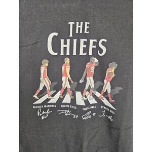 KC Chiefs Womens Small Shirt Black Abbey Road Beatles Mahomes Kelce Jones Hill